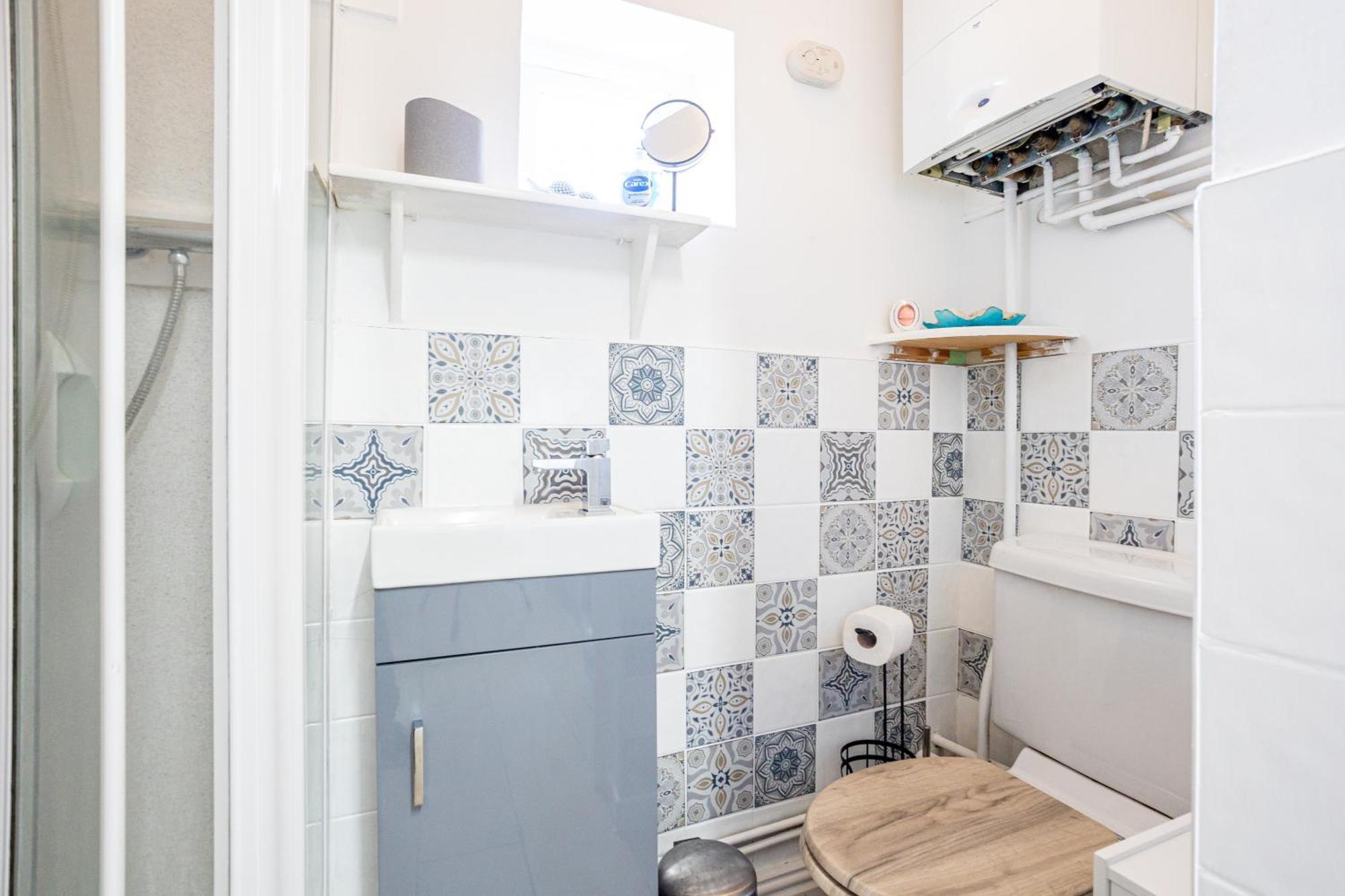 Coronation House By Yourstays - 3 Bedroom House In Newcastle-Under-Lyme Stoke-on-Trent Esterno foto